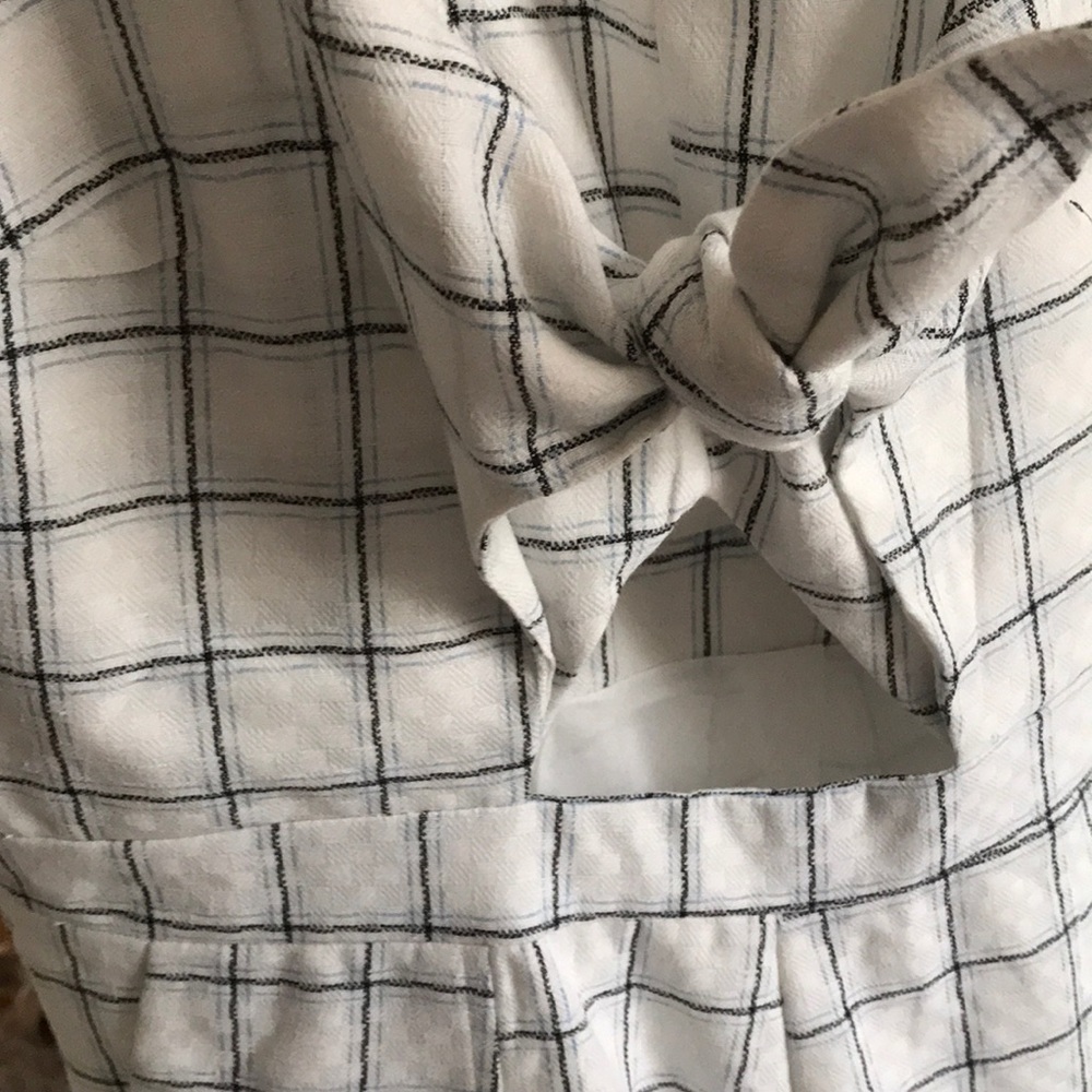 Grid pattern romper - Picture 3 of 5